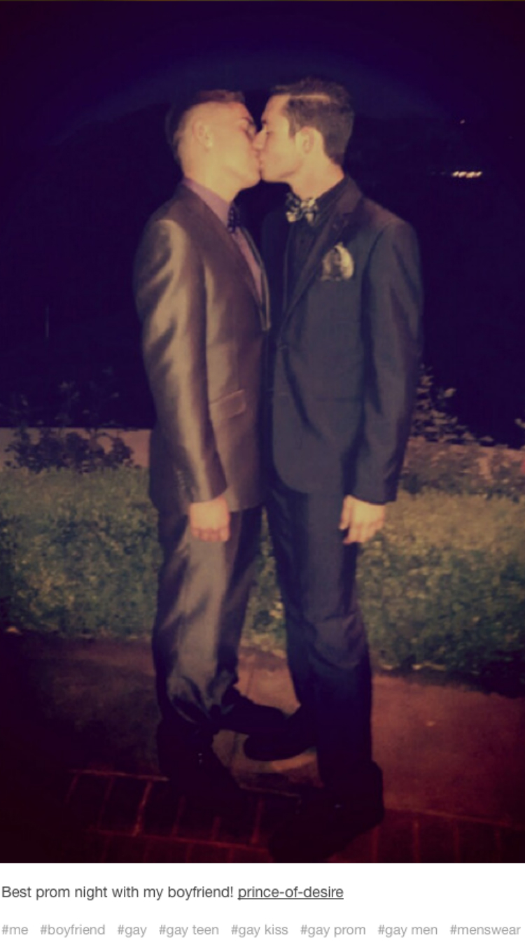 homme gay nu video gratuite gay and prom and couple