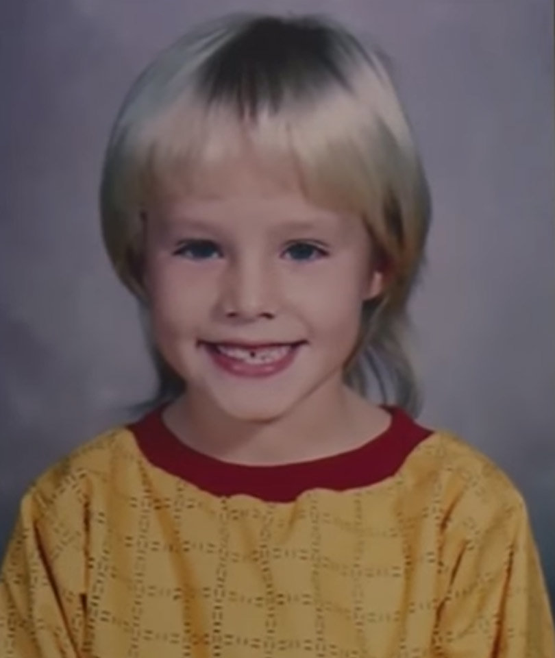 Kristen Bell childhood photo one at Youtube.com