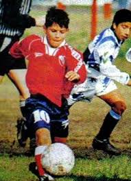 Sergio Agüero childhood photo one at http://footballplayerschildhoodpics.blogspot.in