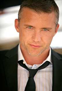 Jeff Hephner - the cool actor  with American roots in 2023