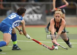 Ella Gunson - the beautiful, cute, hockey player with New-Zealander roots in 2023