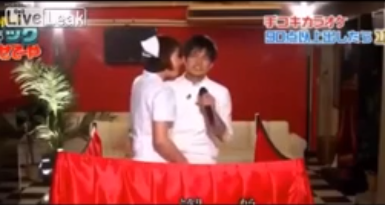 Japanese gameshow has contestants sing perfect karaoke while getting hand j...