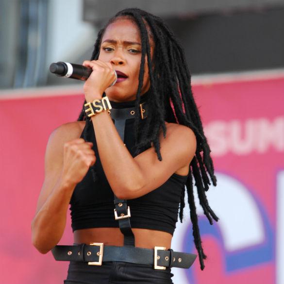 X Factor USA, Simone Battle