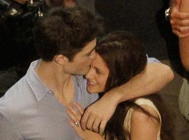 Robert Pattinson Worried About Hurting Kristen Stewart