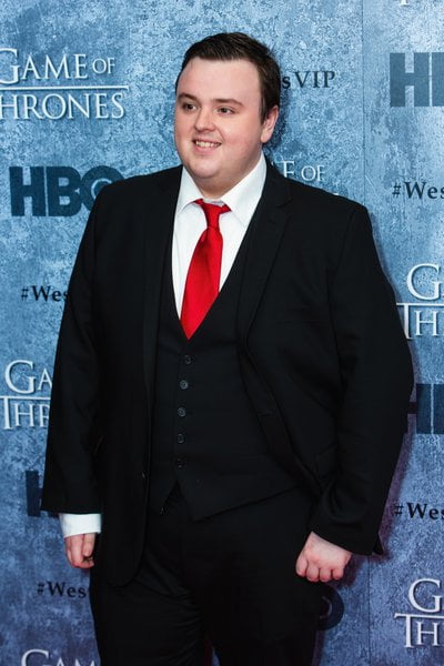 John Bradley - the cool, cute, actor with British roots in 2017