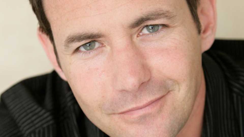 Larry Sullivan - the handsome, attractive, actor with American roots in 2017