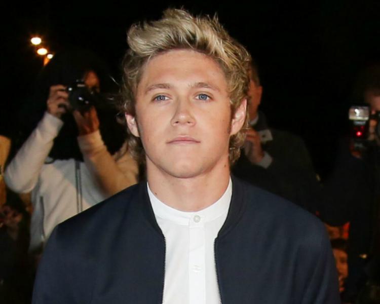 whitelaw guys One direction star niall horan has reportedly been dating australian student melissa anne whitelaw since november it's serious guys. whitelaw guys One direction star niall horan has reportedly been dating australian student melissa anne whitelaw since november it's serious guys.