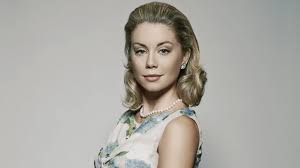 Jennifer Holland - the beautiful, sexy, actress with Canadian roots in 2017