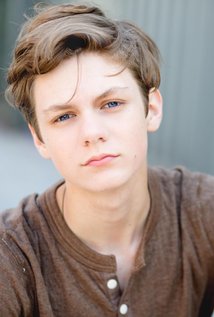 Ty Simpkins - the cool, cute, fun, actor with British, German, Irish, roots in 2023
