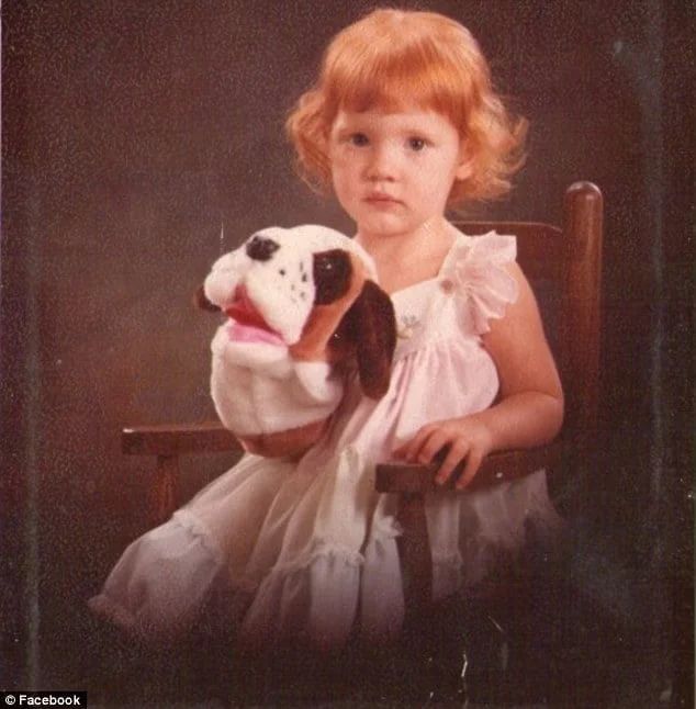 Jessica Chastain childhood photo three at dailymail.co,uk