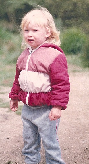 Lauren Pope, foto de infancia uno en Dailymail.co.uk