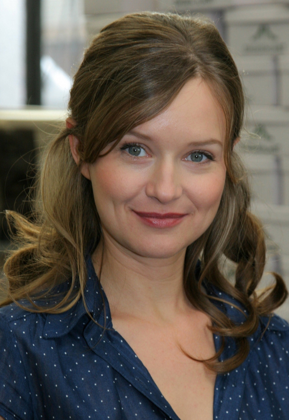 Stephanie Stappenbeck - the beautiful, cute, actress with German roots in 2023
