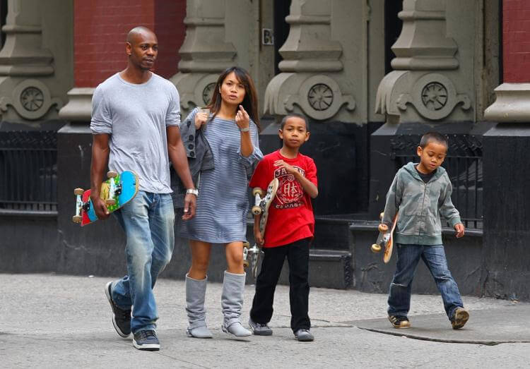 Elaine, Dave & Their Three Children