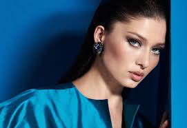 Nurgül Yesilçay - the hot, beautiful, sexy, actress with Turkish roots in 2017