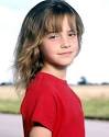 Emma Watson, foto de infância dois em pinterest.com