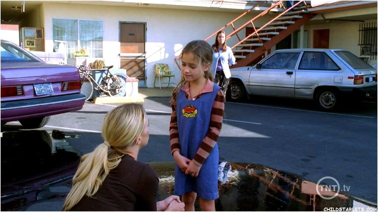 Mary Mouser first movie: Without a Trace