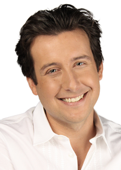 Renzo Kazàn - the cool, friendly, fun, magician with Dutch roots in 2023